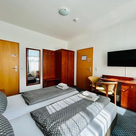 Hotel-Pension "Petridamm" Rostock Luaran gambar
