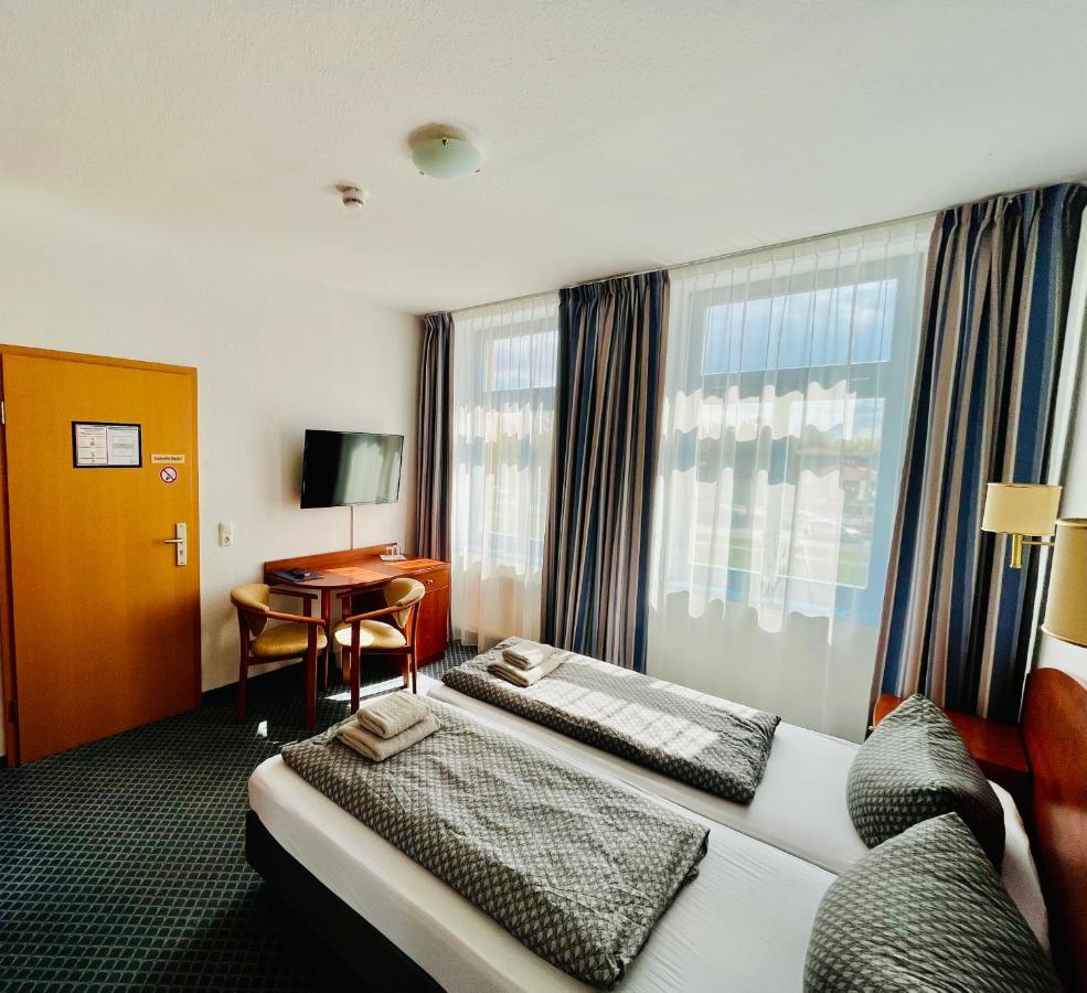 Hotel-Pension "Petridamm" Rostock Luaran gambar