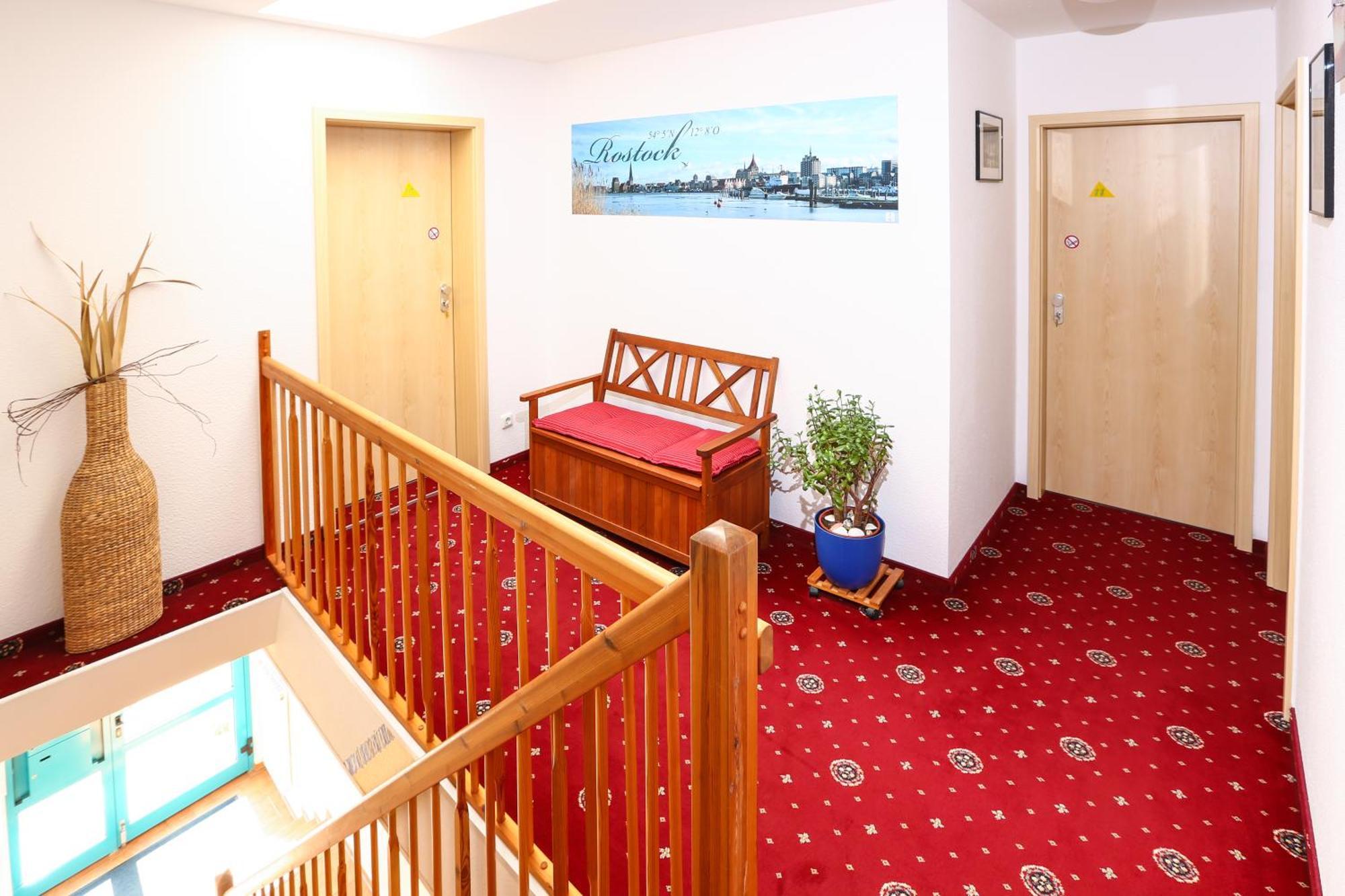 Hotel-Pension "Petridamm" Rostock Luaran gambar