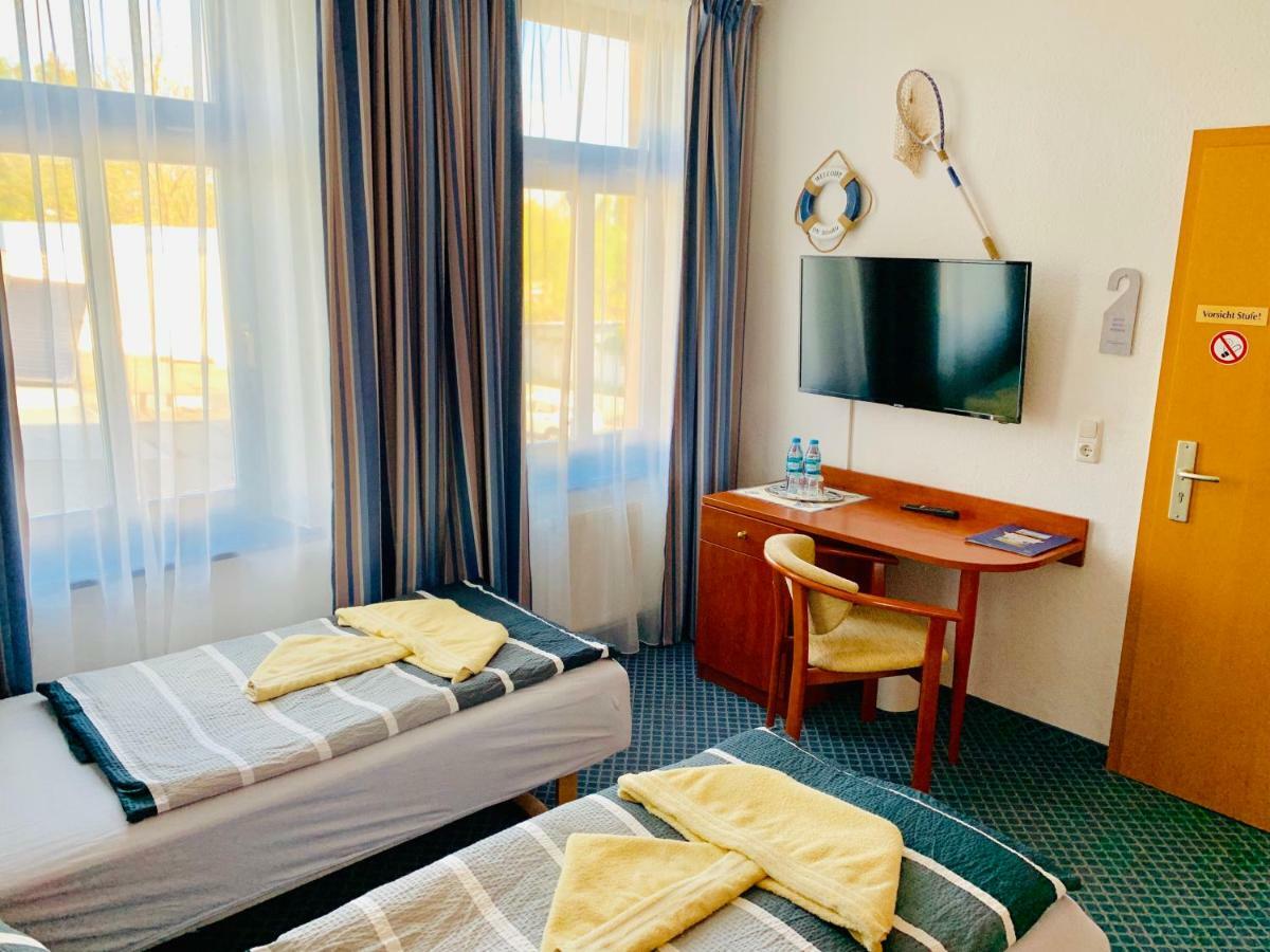 Hotel-Pension "Petridamm" Rostock Luaran gambar